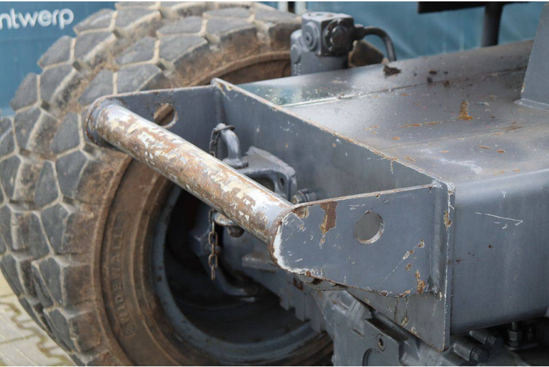 حفارة على عجلات Takeuchi TB175W: صور 16