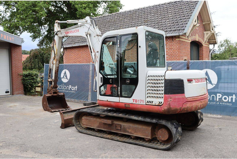 Takeuchi TB175 - حفارة مصغرة: صور 3 Takeuchi TB175 - حفارة مصغرة: صور 3