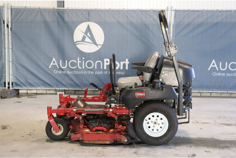 Toro Z Master Professional 7000 series - جزازة المروج: صور 2 Toro Z Master Professional 7000 series - جزازة المروج: صور 2