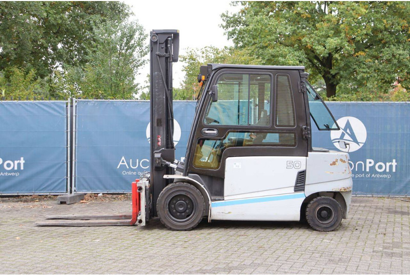 UniCarriers HX 50 - رافعة شوكية كهربائية: صور 2 UniCarriers HX 50 - رافعة شوكية كهربائية: صور 2