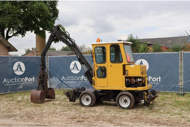 VERMEER ERM S 500 - حفارة على عجلات: صور 3 VERMEER ERM S 500 - حفارة على عجلات: صور 3
