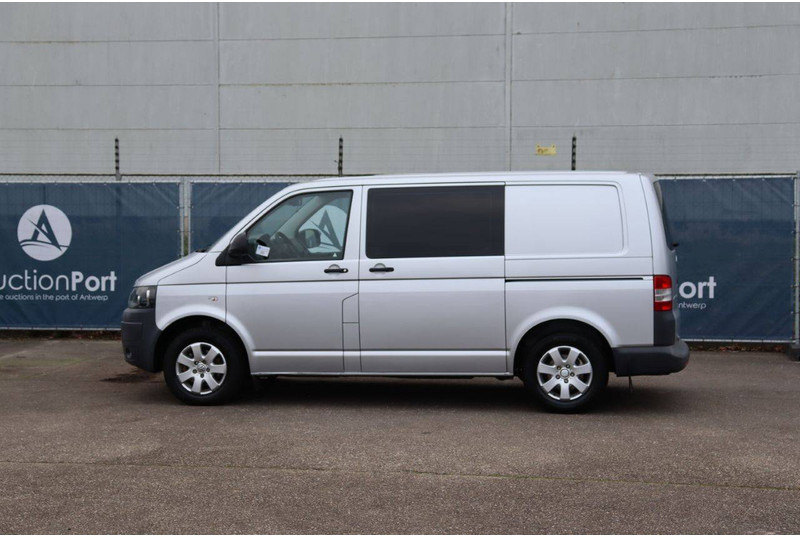 Volkswagen Transporter T5 - فان: صور 3 Volkswagen Transporter T5 - فان: صور 3