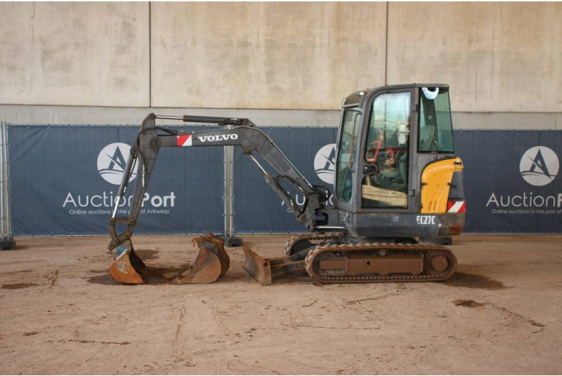 Volvo EC27C - حفارات زحافة: صور 1 Volvo EC27C - حفارات زحافة: صور 1