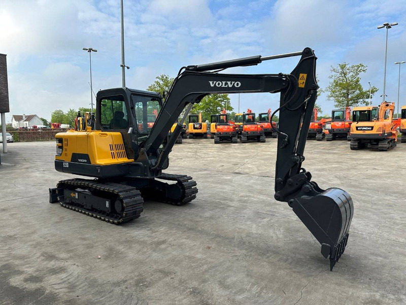 Volvo EC55D - حفارات زحافة: صور 3 Volvo EC55D - حفارات زحافة: صور 3