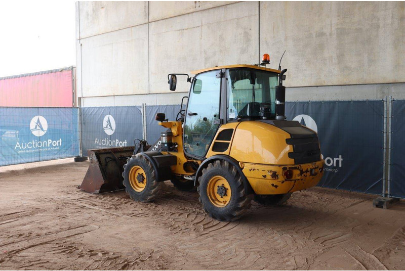 Volvo L25F-P - اللودر بعجل: صور 3 Volvo L25F-P - اللودر بعجل: صور 3