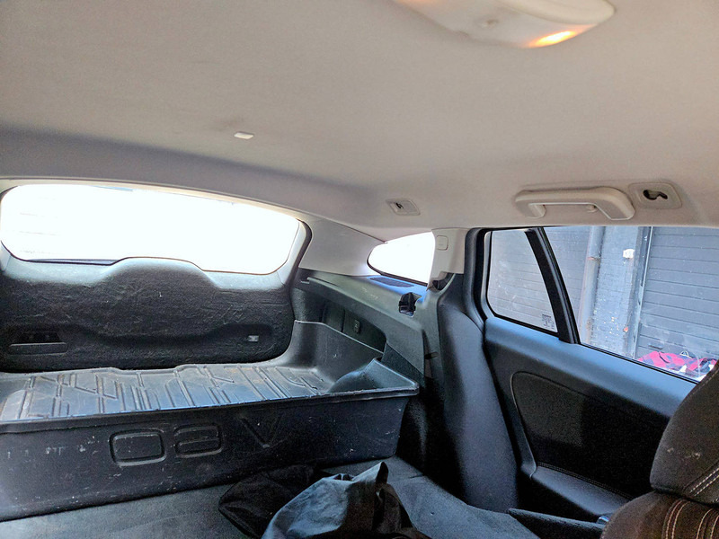 سيدان Volvo V60 D3: صور 20 سيدان Volvo V60 D3: صور 20