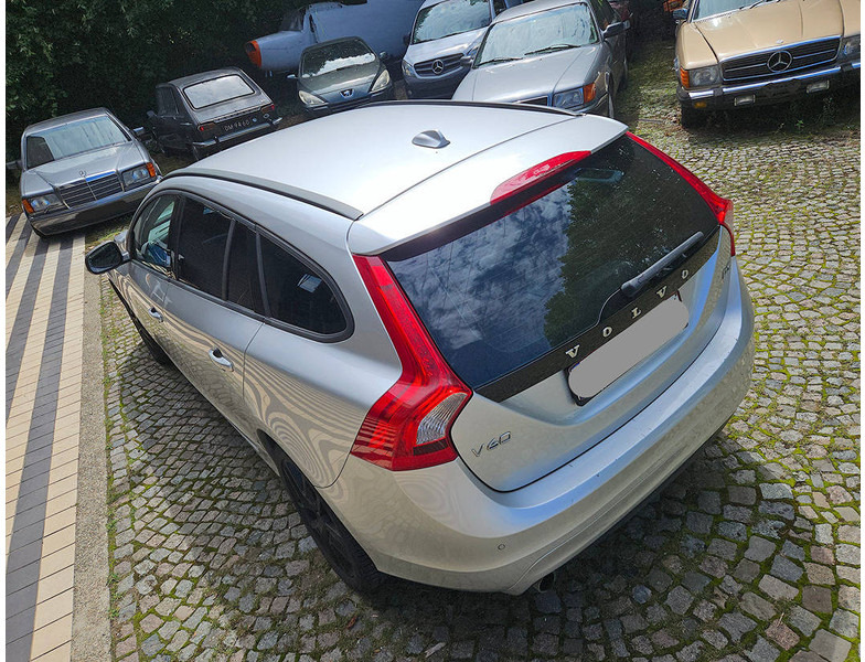 سيدان Volvo V60 D3: صور 7 سيدان Volvo V60 D3: صور 7