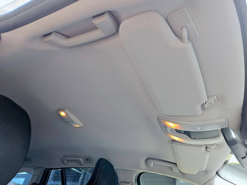 سيدان Volvo V60 D3: صور 19 سيدان Volvo V60 D3: صور 19