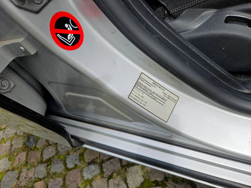 سيدان Volvo V60 D3: صور 18 سيدان Volvo V60 D3: صور 18