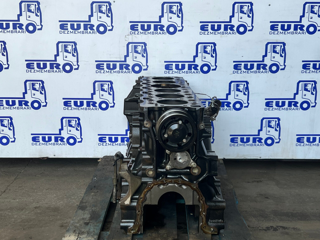 BLOC MOTOR FORD CARGO F-MAX FHR6 - المحرك - شاحنة: صور 2 BLOC MOTOR FORD CARGO F-MAX FHR6 - المحرك - شاحنة: صور 2
