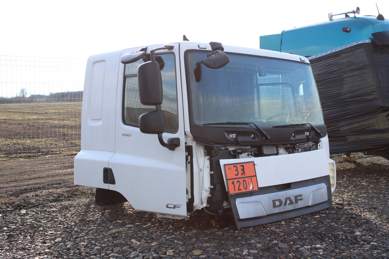 CABINA DAF CF SLEEPER CAB L2H1 - الكبائن - شاحنة: صور 2 CABINA DAF CF SLEEPER CAB L2H1 - الكبائن - شاحنة: صور 2