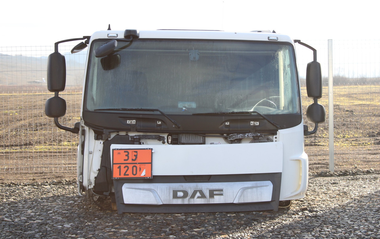 CABINA DAF CF SLEEPER CAB L2H1 - الكبائن - شاحنة: صور 1 CABINA DAF CF SLEEPER CAB L2H1 - الكبائن - شاحنة: صور 1