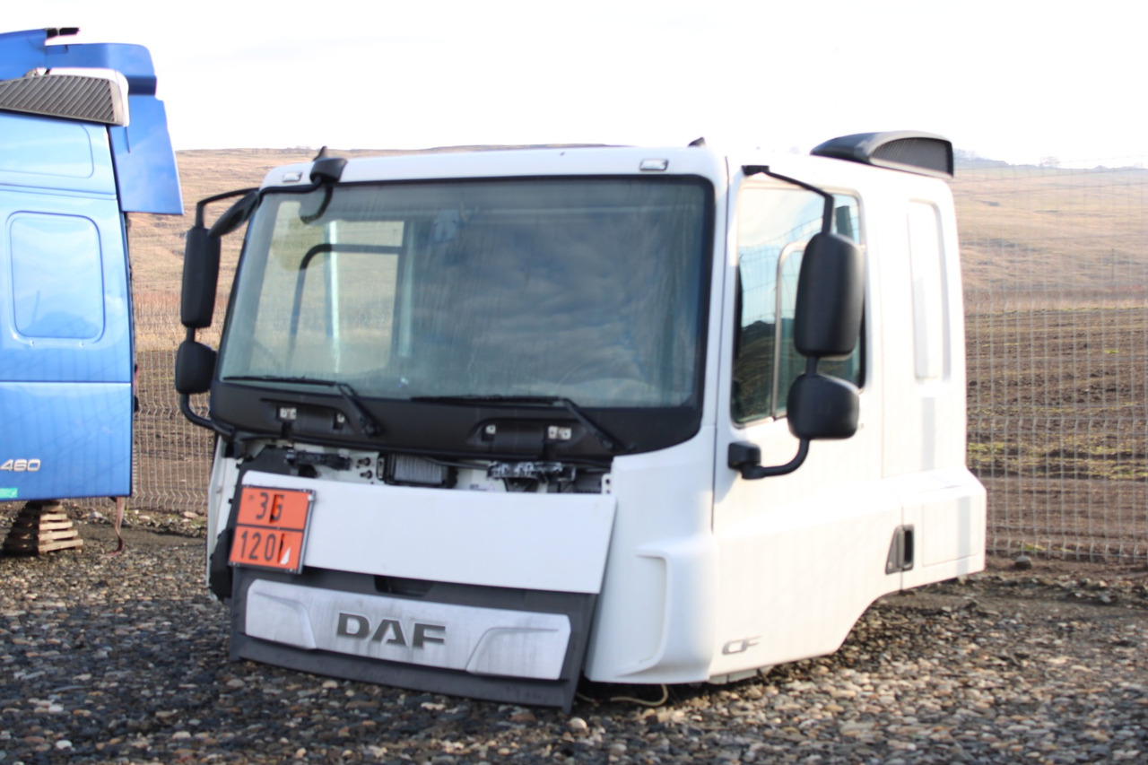 CABINA DAF CF SLEEPER CAB L2H1 - الكبائن - شاحنة: صور 3 CABINA DAF CF SLEEPER CAB L2H1 - الكبائن - شاحنة: صور 3