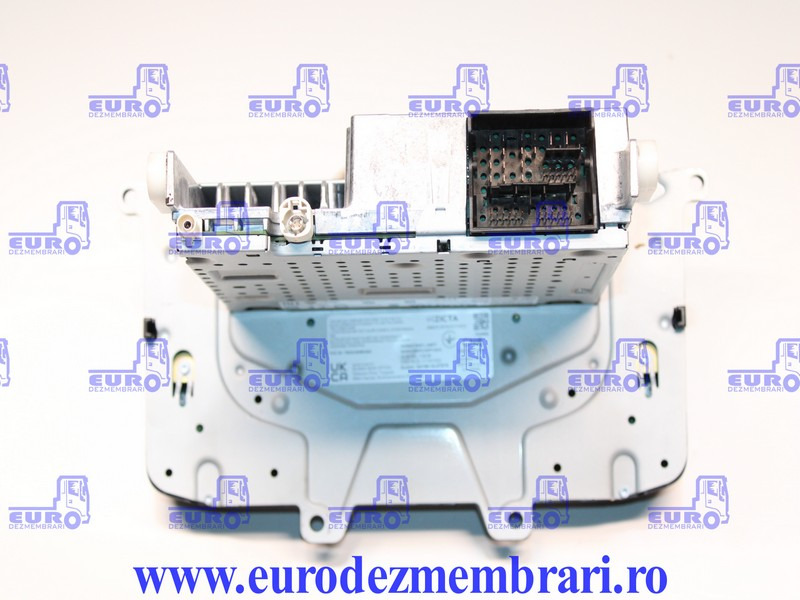 ELEMENT BORD UNITATE MULTIMEDIA AUS SCANIA SUPER 2906950, 2819280 - لوحة القيادة - شاحنة: صور 3 ELEMENT BORD UNITATE MULTIMEDIA AUS SCANIA SUPER 2906950, 2819280 - لوحة القيادة - شاحنة: صور 3