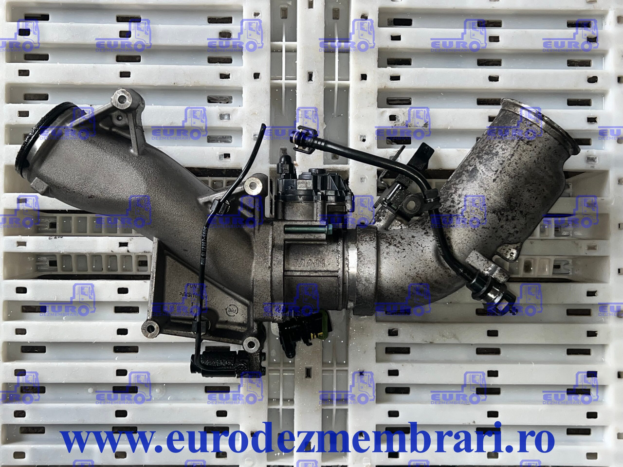 GALERIE ADMISIE + CLAPETA ACCELERATIE MAN TGX D3876 51.09413.7018, 51.09412.0323, 51.09412.0718, 51.26803.0055, 51.25902.0154, 51.25902.0081 - مشعب السحب - شاحنة: صور 2 GALERIE ADMISIE + CLAPETA ACCELERATIE MAN TGX D3876 51.09413.7018, 51.09412.0323, 51.09412.0718, 51.26803.0055, 51.25902.0154, 51.25902.0081 - مشعب السحب - شاحنة: صور 2