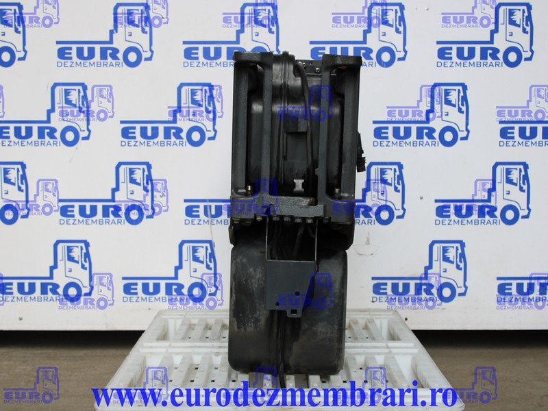 REZERVOR ADBLUE SCANIA NGS 2393232, 2113215 - خزان AdBlue - شاحنة: صور 2 REZERVOR ADBLUE SCANIA NGS 2393232, 2113215 - خزان AdBlue - شاحنة: صور 2
