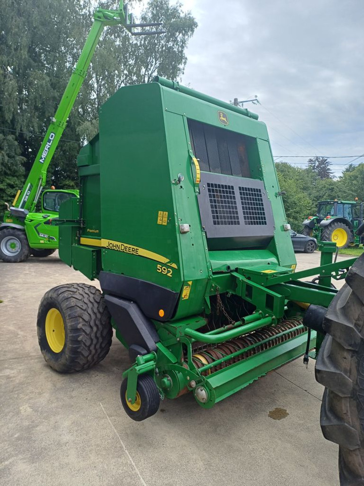 John Deere 592 ROTOFLOW - مكبس القش الدائري: صور 4 John Deere 592 ROTOFLOW - مكبس القش الدائري: صور 4