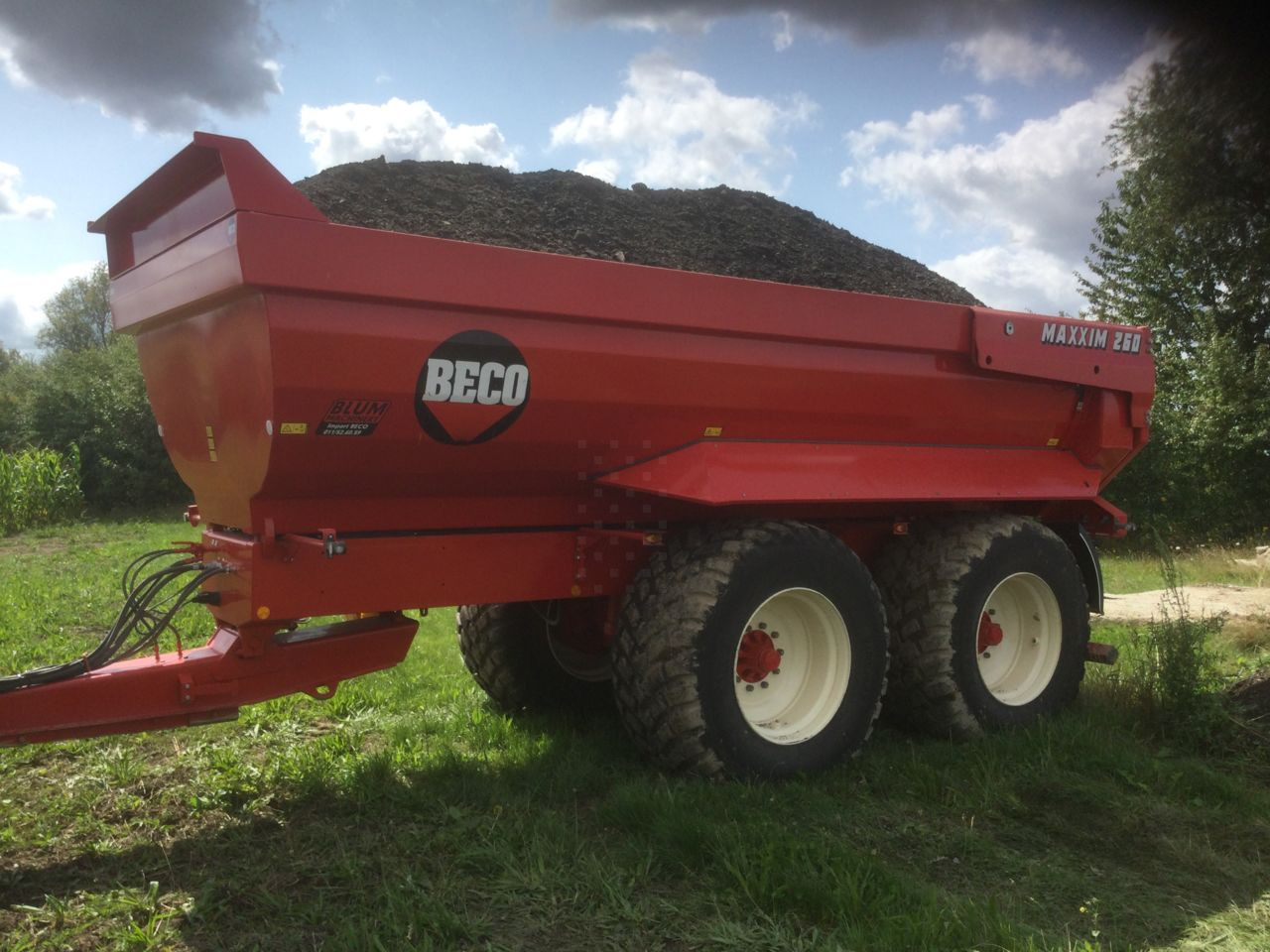 Beco Maxxim 260 - قلابة مقطورة: صور 1 Beco Maxxim 260 - قلابة مقطورة: صور 1
