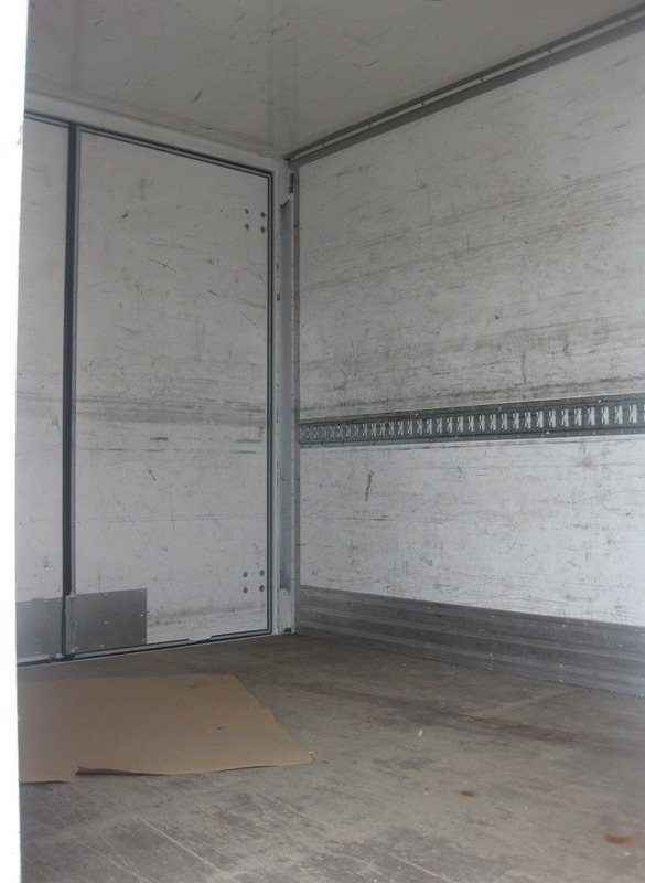 IVECO 35C15 CAJA CERRADA - الشاحنات الصغيرة صندوق مغلق: صور 3 IVECO 35C15 CAJA CERRADA - الشاحنات الصغيرة صندوق مغلق: صور 3