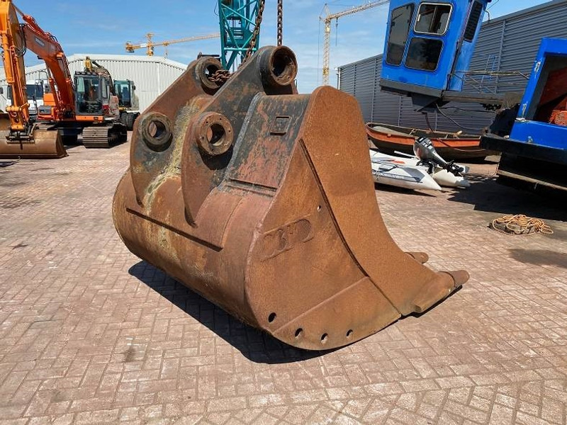 Liebherr Bucket 5 cubic meter - بكت - آلات البناء: صور 2 Liebherr Bucket 5 cubic meter - بكت - آلات البناء: صور 2