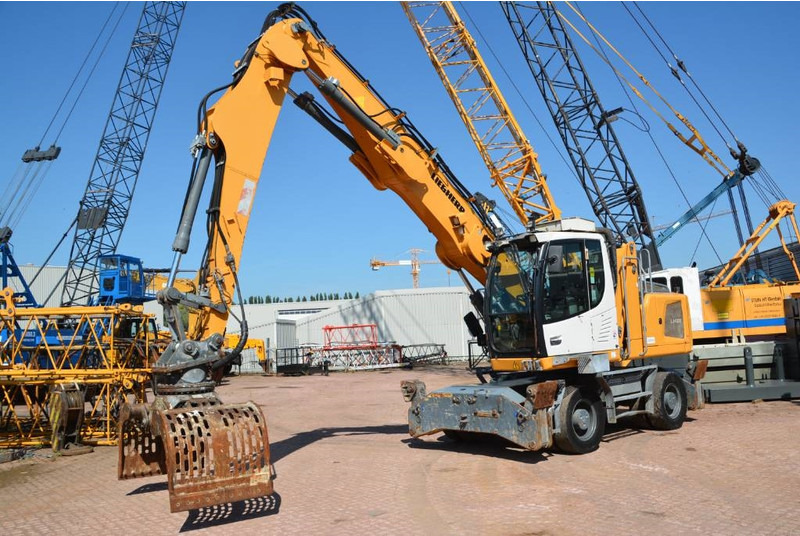 Liebherr LH 22 M - حفارة النقل والشحن: صور 2 Liebherr LH 22 M - حفارة النقل والشحن: صور 2