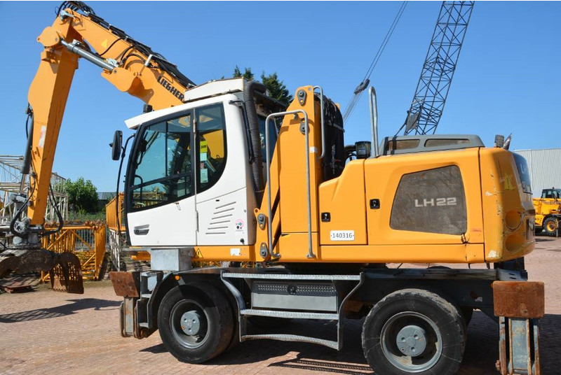 Liebherr LH 22 M - حفارة النقل والشحن: صور 3 Liebherr LH 22 M - حفارة النقل والشحن: صور 3