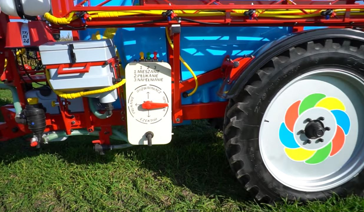 Biardzki Opryskiwacz 3000l /21 Hydropak / Sprayer 3000l /21 Hydropak/Feldspritze 3000l /21m Hydropak /Опрыскиватель 3000л /21м Гидропак/ - آلة الرش المقطورة: صور 5 Biardzki Opryskiwacz 3000l /21 Hydropak / Sprayer 3000l /21 Hydropak/Feldspritze 3000l /21m Hydropak /Опрыскиватель 3000л /21м Гидропак/ - آلة الرش المقطورة: صور 5