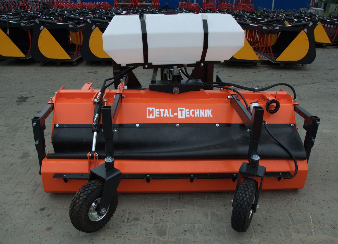 Metal-Technik Zamiatarka 1400 mm / Kehrmaschine 1400 mm/Sweeper 1400 mm/ Подметальная машина 1400 мм - مكنسة: صور 5 Metal-Technik Zamiatarka 1400 mm / Kehrmaschine 1400 mm/Sweeper 1400 mm/ Подметальная машина 1400 мм - مكنسة: صور 5