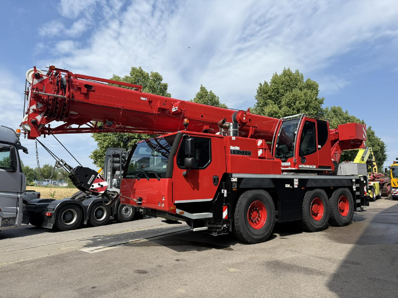 Liebherr LTM 1050-3.1 (20 - 084 132) - موبايل كرين: صور 2 Liebherr LTM 1050-3.1 (20 - 084 132) - موبايل كرين: صور 2