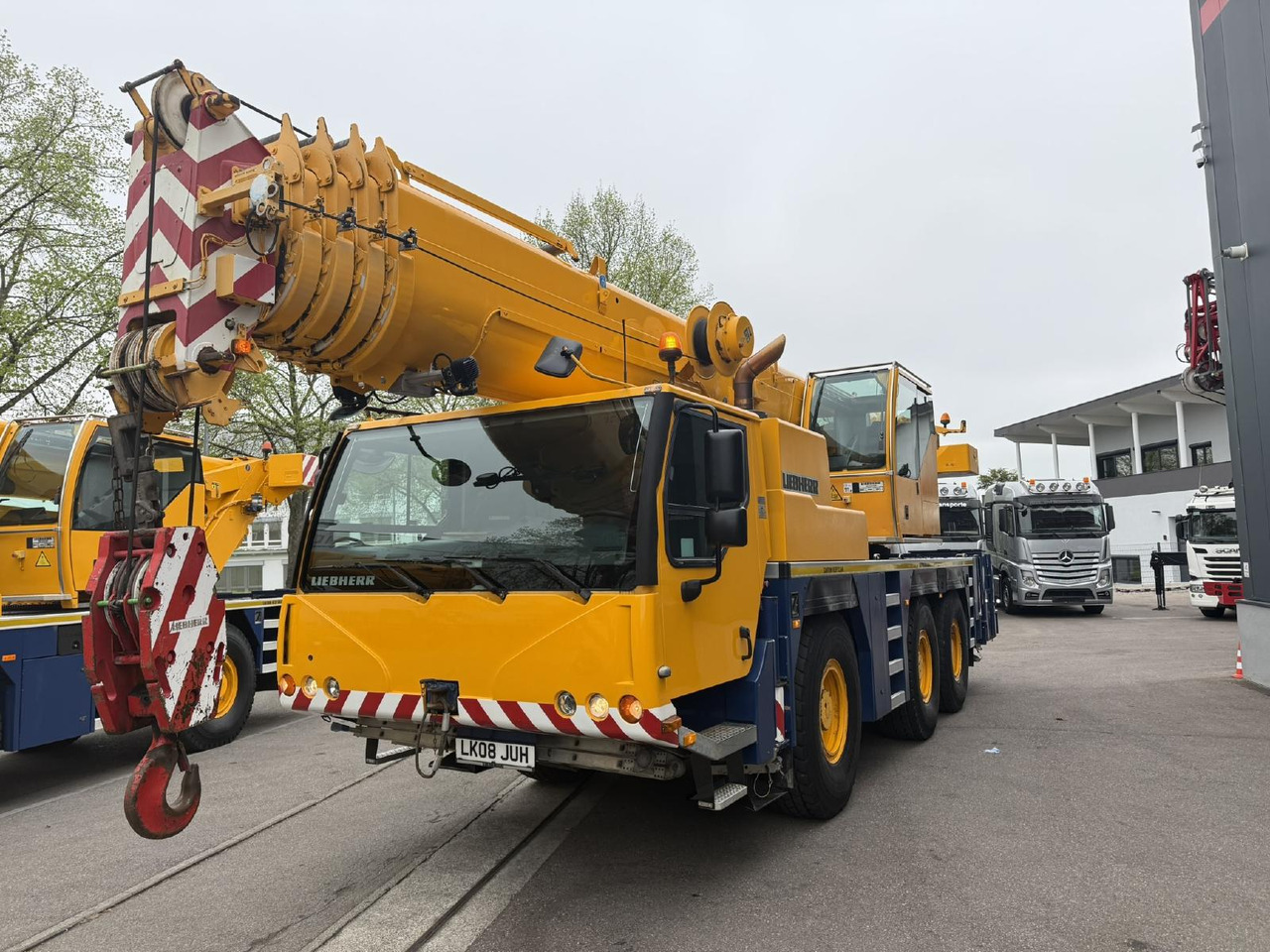 Liebherr LTM 1055-3.2 (08 - 084 745) | 6 x 6 - موبايل كرين: صور 2 Liebherr LTM 1055-3.2 (08 - 084 745) | 6 x 6 - موبايل كرين: صور 2