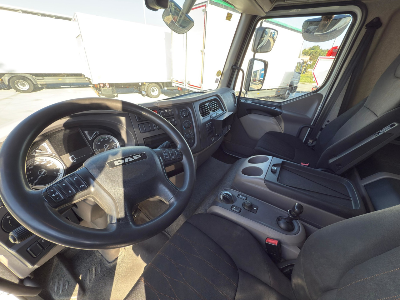 DAF LF 290 FA E6 (VAN) - بصندوق مغلق شاحنة: صور 5 DAF LF 290 FA E6 (VAN) - بصندوق مغلق شاحنة: صور 5