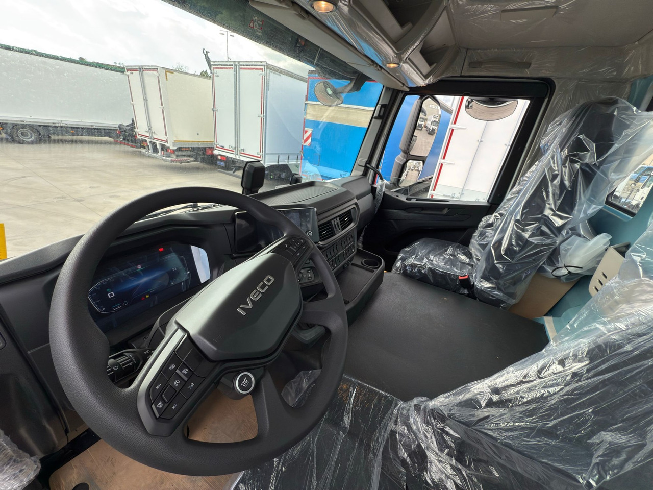 الشاسيه شاحنة IVECO AD380T46 6x4 E6 (Chassis): صور 6 الشاسيه شاحنة IVECO AD380T46 6x4 E6 (Chassis): صور 6