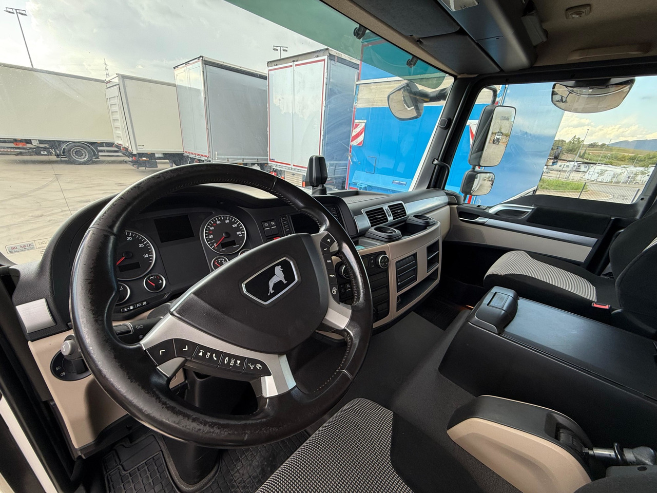 MAN 12.220 BL TGL E6 (Van) - بصندوق مغلق شاحنة: صور 5 MAN 12.220 BL TGL E6 (Van) - بصندوق مغلق شاحنة: صور 5