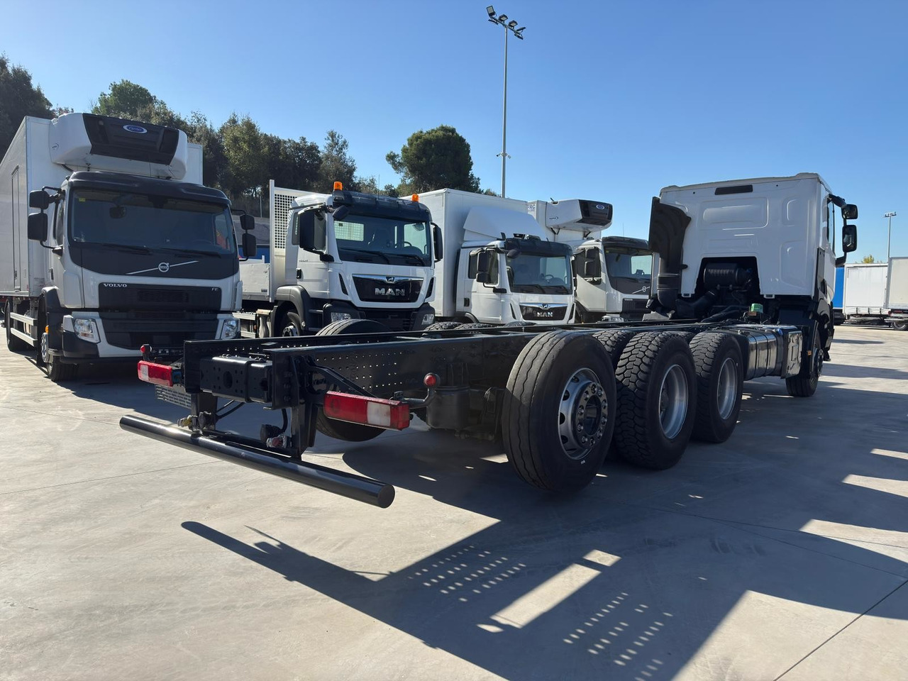 RENAULT C460 E6 (Chassis) - الشاسيه شاحنة: صور 3 RENAULT C460 E6 (Chassis) - الشاسيه شاحنة: صور 3