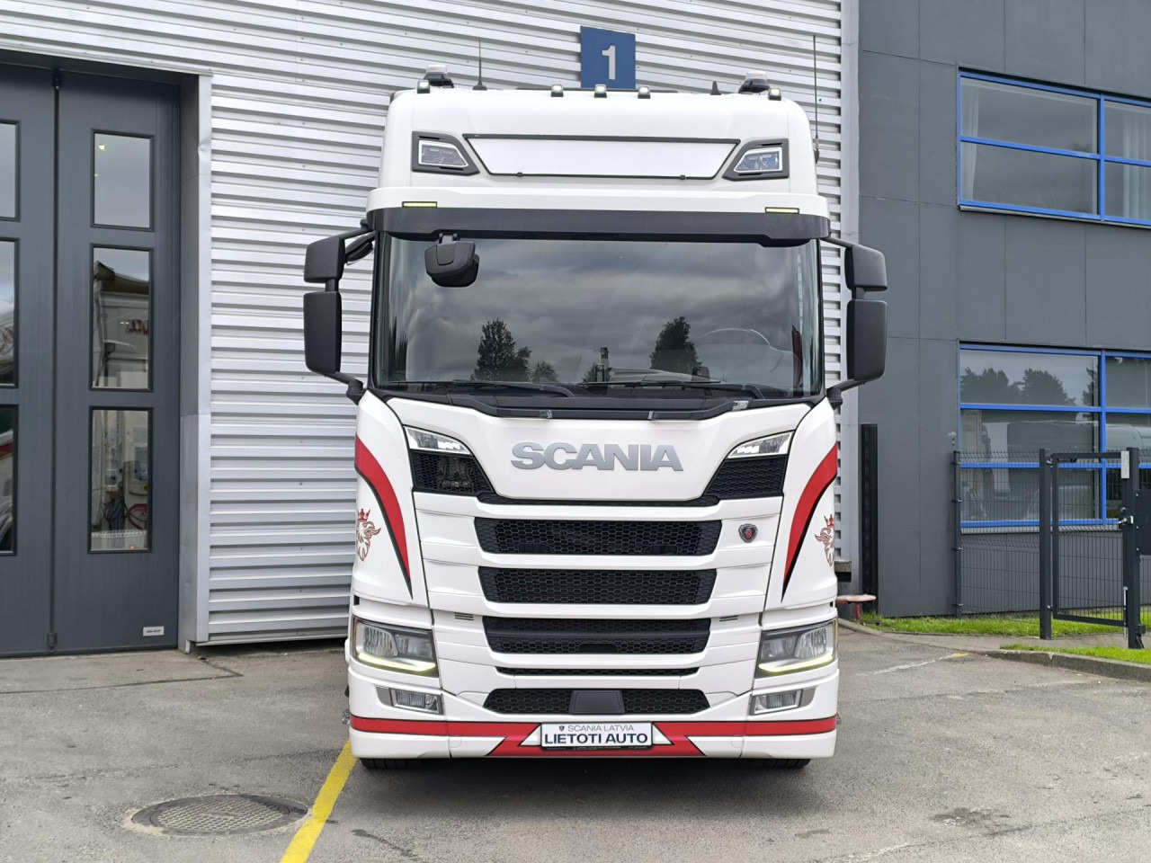 SCANIA R 500 A6x2NB - شاحنة جرار: صور 3 SCANIA R 500 A6x2NB - شاحنة جرار: صور 3