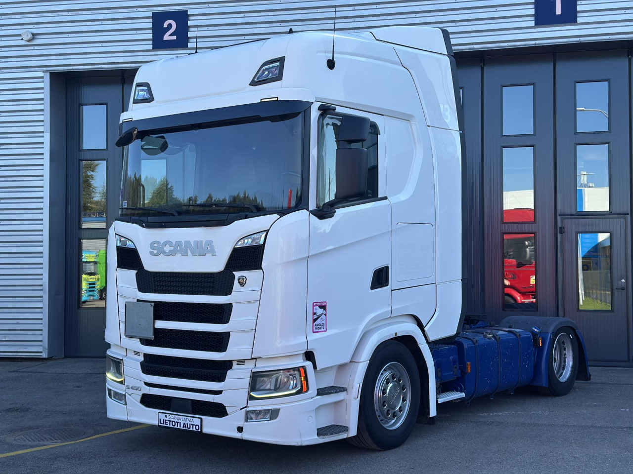 SCANIA S 450 A4x2EB - شاحنة جرار: صور 4 SCANIA S 450 A4x2EB - شاحنة جرار: صور 4