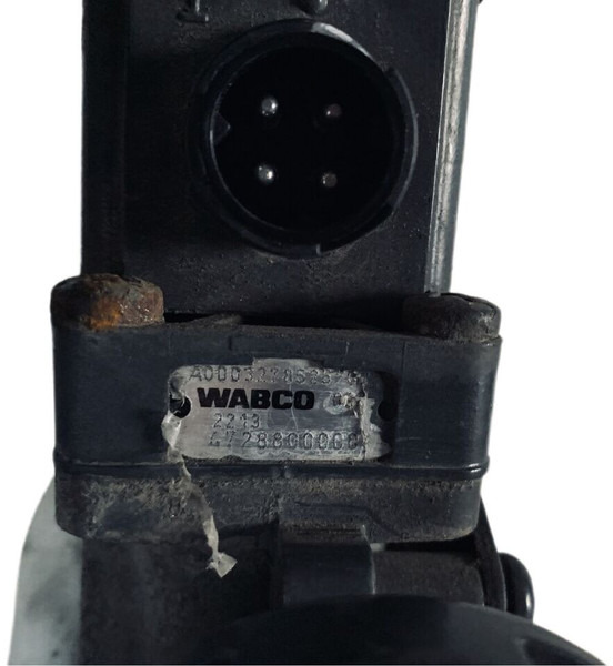 Mercedes-Benz 1824 - صمام: صور 2 Mercedes-Benz 1824 - صمام: صور 2