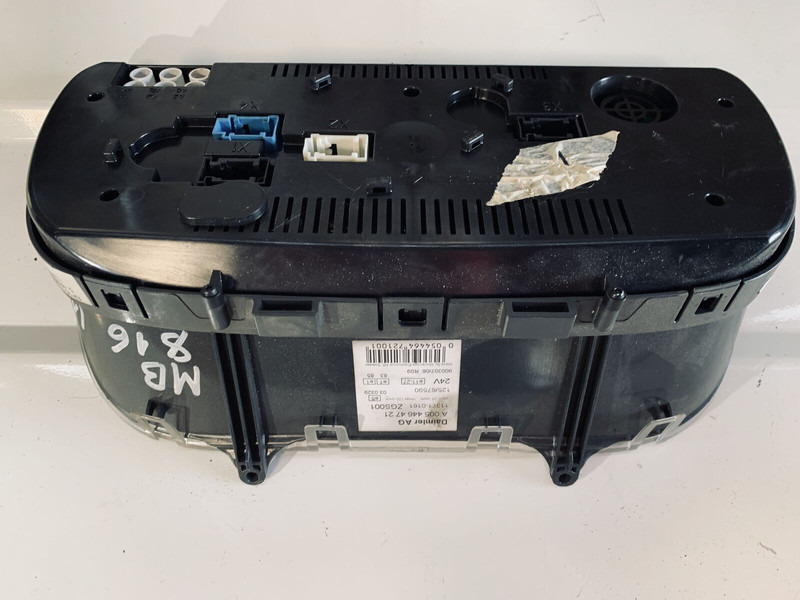 Mercedes-Benz 816 - لوحة القيادة: صور 2 Mercedes-Benz 816 - لوحة القيادة: صور 2