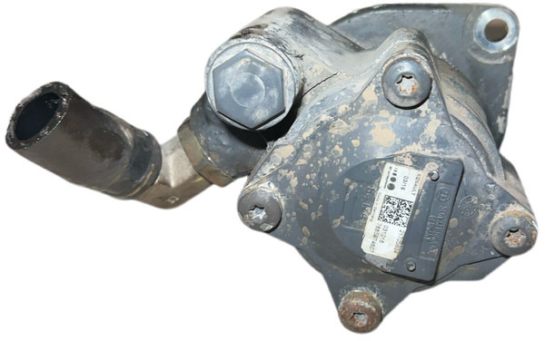 Renault euro 6 D1 - مضخة التوجيه: صور 3 Renault euro 6 D1 - مضخة التوجيه: صور 3