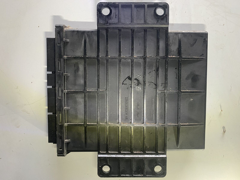 Scania 124 (49) - كتلة التحكم: صور 2 Scania 124 (49) - كتلة التحكم: صور 2