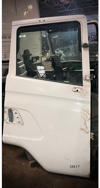 Scania Euro 6 (right side) - باب و قطع الغيار: صور 1 Scania Euro 6 (right side) - باب و قطع الغيار: صور 1