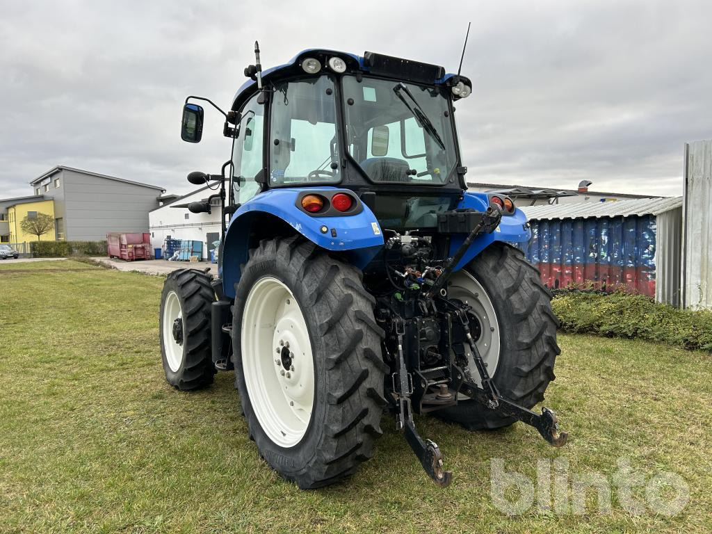 2015 New Holland T 4.105 - جرار: صور 4 2015 New Holland T 4.105 - جرار: صور 4