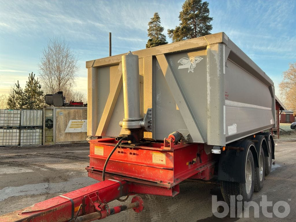 BENALU TIPPKÄRRA 3-AXL - قلابة مقطورة: صور 2 BENALU TIPPKÄRRA 3-AXL - قلابة مقطورة: صور 2