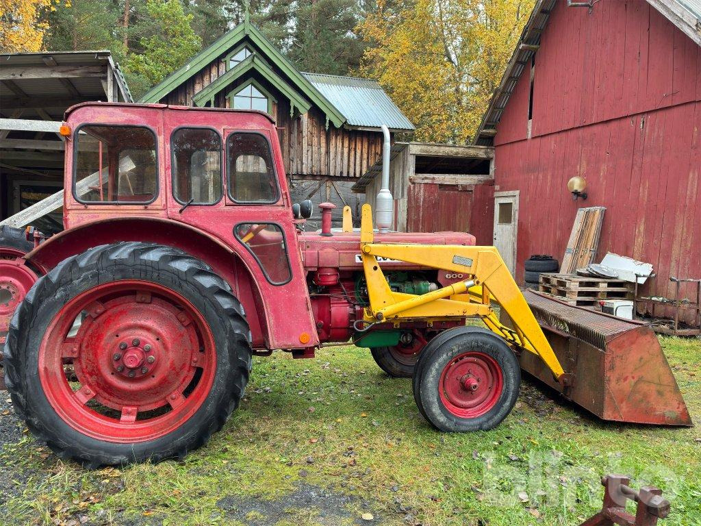 BM VOLVO T 600 - جرار: صور 4 BM VOLVO T 600 - جرار: صور 4