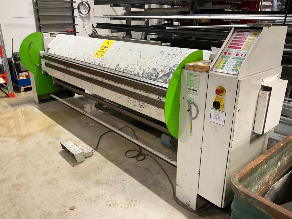 Göteneds K25-30 - آلة تصنيع المعادن: صور 1 Göteneds K25-30 - آلة تصنيع المعادن: صور 1