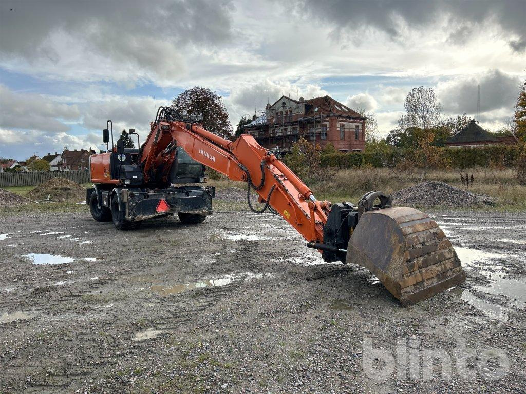 Hitachi ZX160W  - Tiltrotator - 2 redskap - 1 Ägare - حفارة على عجلات: صور 4 Hitachi ZX160W  - Tiltrotator - 2 redskap - 1 Ägare - حفارة على عجلات: صور 4