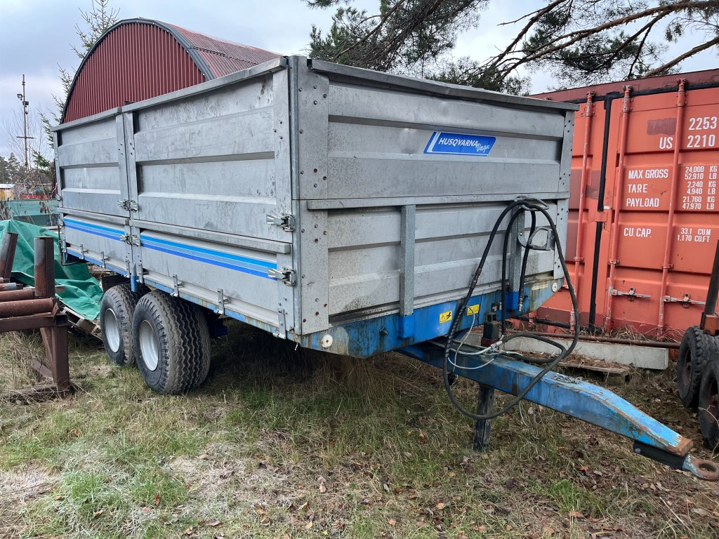 Husqvarna TK 1112 HS - قلابة مقطورة الزراعية: صور 1 Husqvarna TK 1112 HS - قلابة مقطورة الزراعية: صور 1