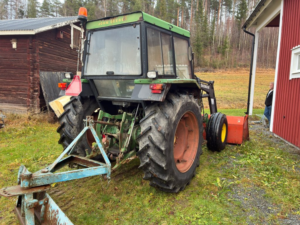 JOHN DEERE 1640 TSS - جرار: صور 5 JOHN DEERE 1640 TSS - جرار: صور 5