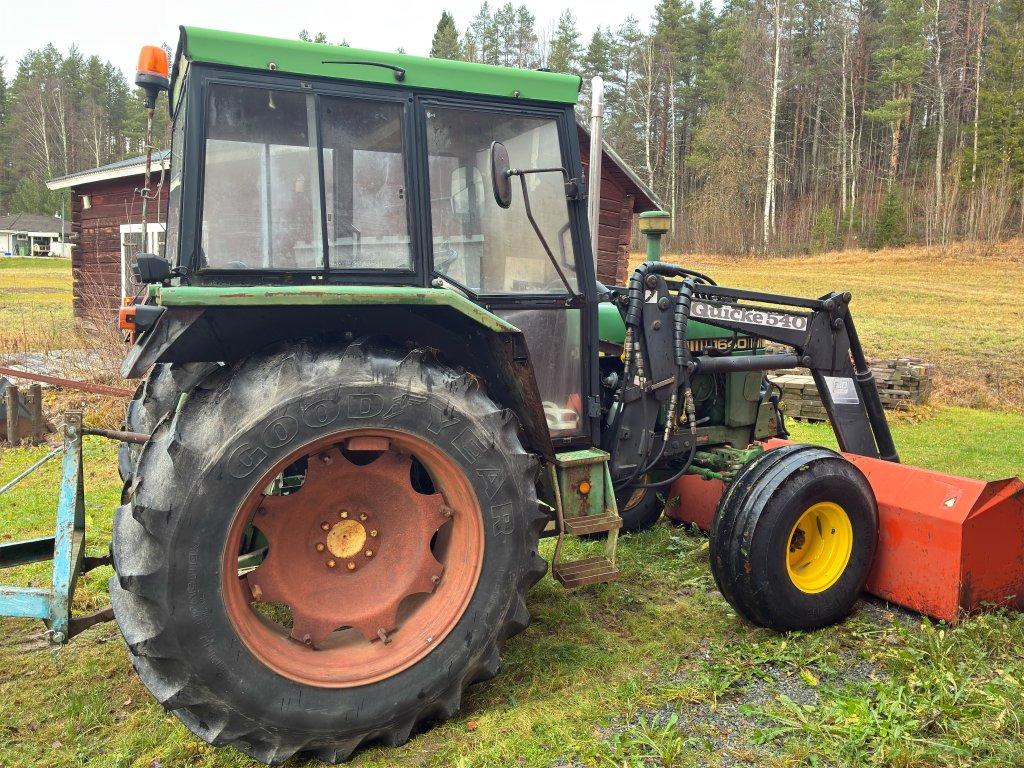 JOHN DEERE 1640 TSS - جرار: صور 4 JOHN DEERE 1640 TSS - جرار: صور 4