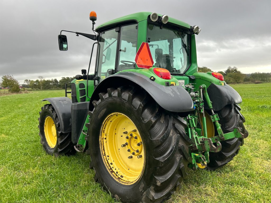 جرار JOHN DEERE 6930: صور 9